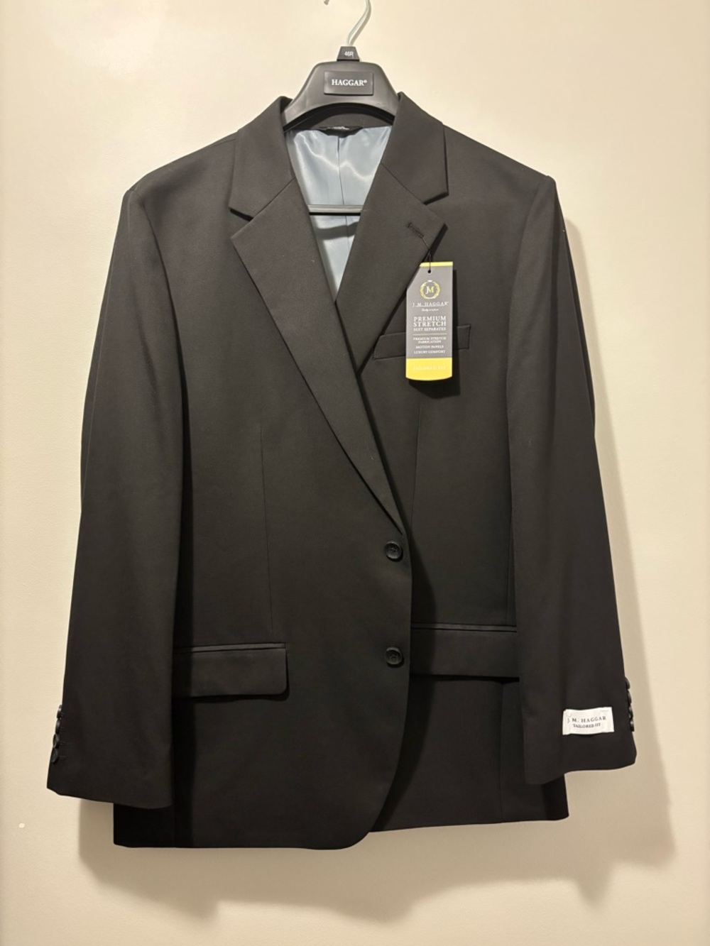 NWT Haggar Men’s Black Tailored Fit Suit Jacket